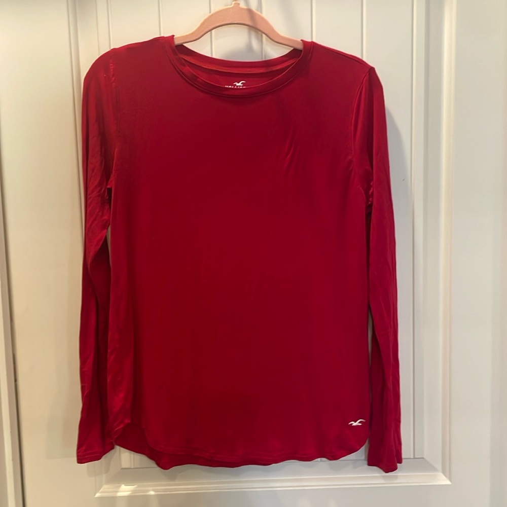 Hollister Red Long Sleeve Tee size S